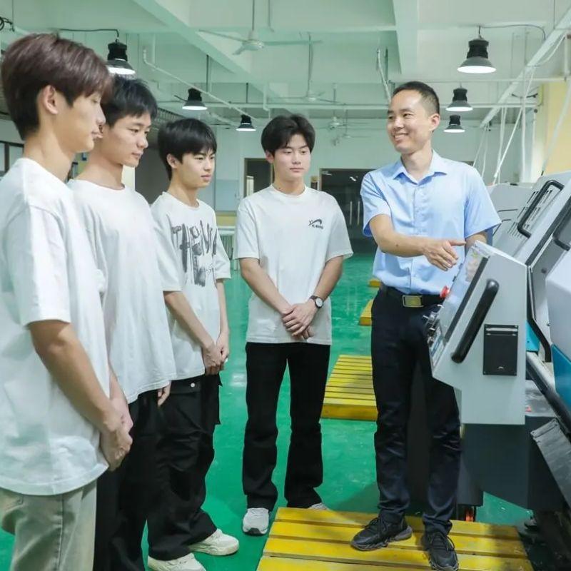 模具设计与制造