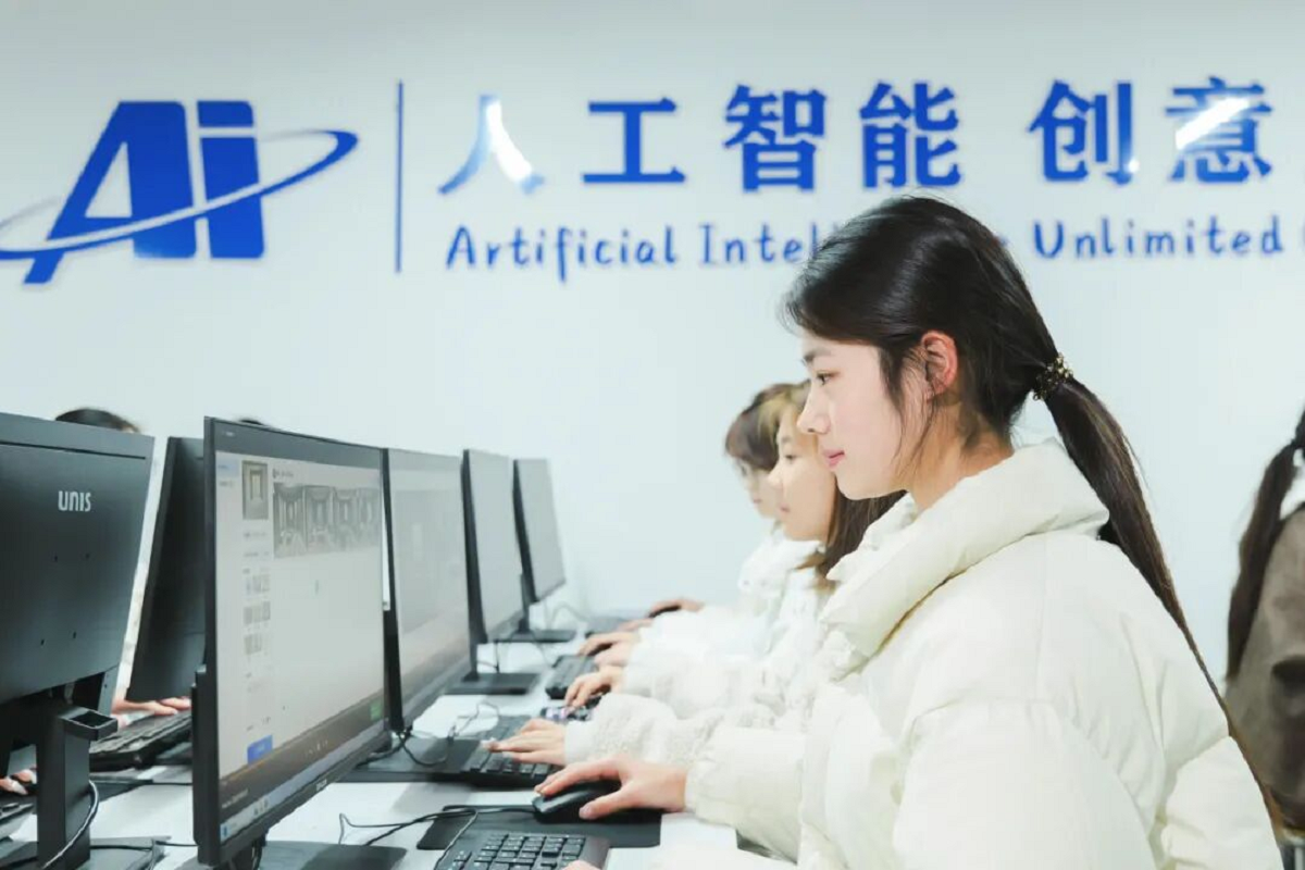 室内艺术设计专业教师队伍