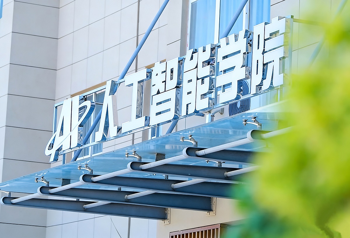 05543c725e9e2f25ee2d13ab6a5bf0ea