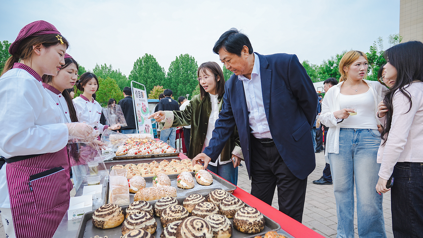 春日养生正当时 健康美丽共相随——大健康管理学院成功举办春季教学技能展示活动